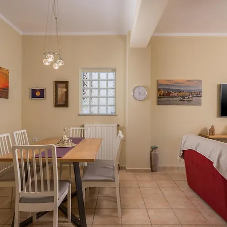 Natalia Apartment